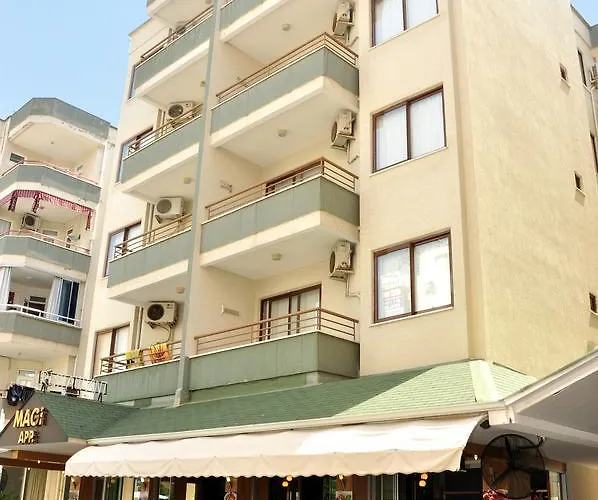 Magi Apartahotel